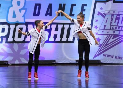 33577631_10215438011241753_8804365756285321216_n