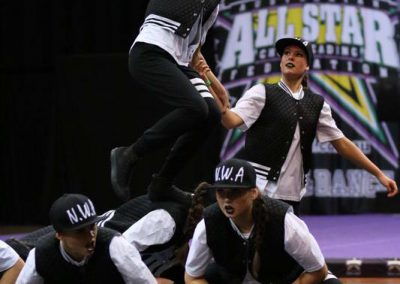 33708908_10215438001441508_1905998677990703104_n